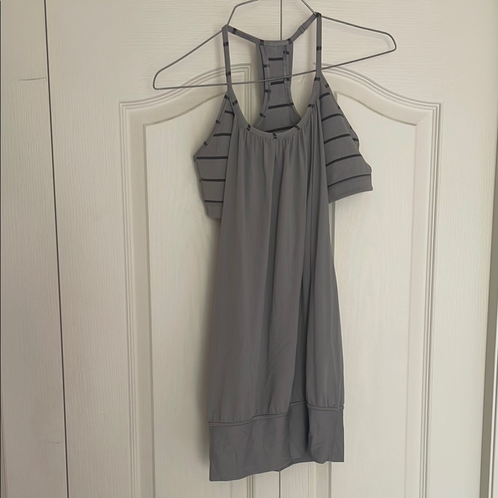 Lululemon Y2K Gray Built-In Bra Tank Top - Size 6